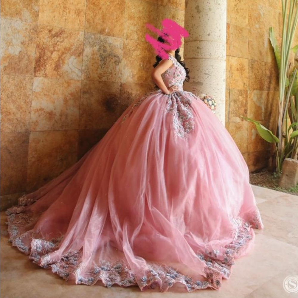 Elegant Pink Prom Dress. 15‎ up